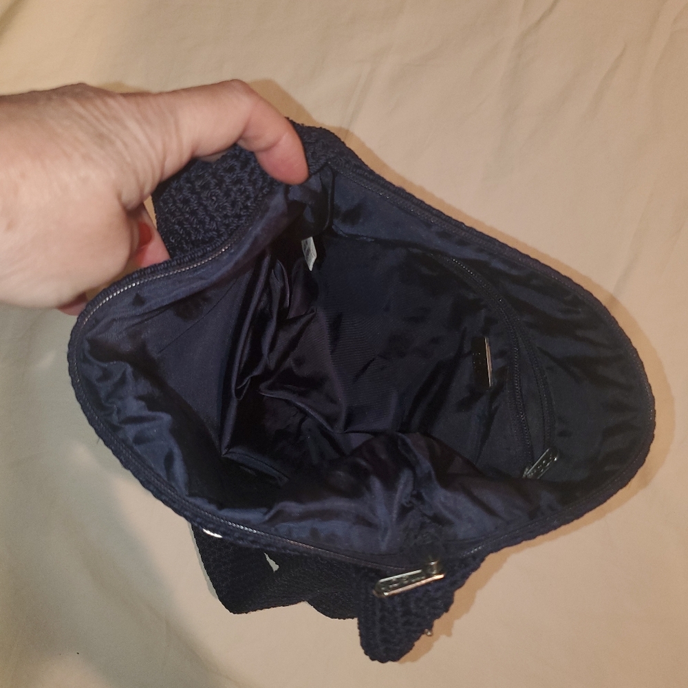 The Sak crochet Navy blue shoulder bag purse - Picture 5 of 7